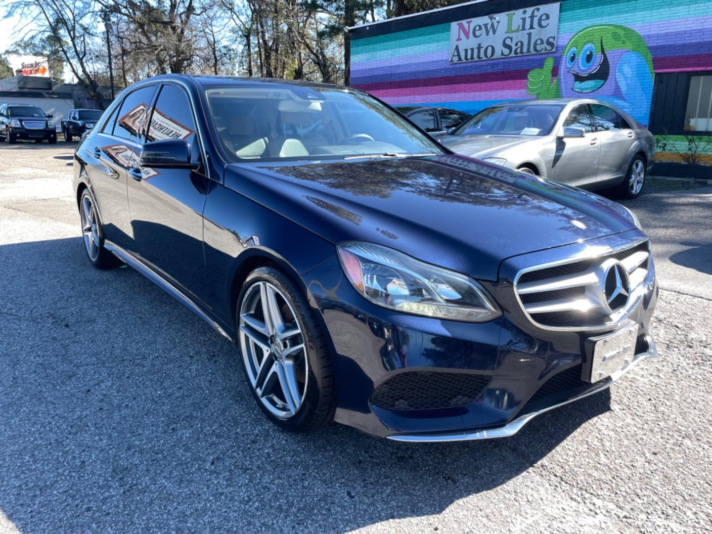 2014 BLUE MERCEDES-BENZ E-CLASS E 350 LUXURY 4MATIC (WDDHF8JB1EB) with an 3.5L engine, Automatic transmission, located at 5103 Dorchester Rd., Charleston, SC, 29418-5607, (843) 767-1122, 36.245171, -115.228050 - Beautiful & Clean Interior with Leather, Sunroof, Navigation, Backup Camera, Push button start, CD/AUX/Sat/Bluetooth, Dual Climate Control, Power Everything (windows, locks, seats, mirrors), Power Rear Sunshade, Heated/Memory Seating, Keyless Entry, Alloy Wheels. Clean CarFax (no accidents reported! - Photo#0